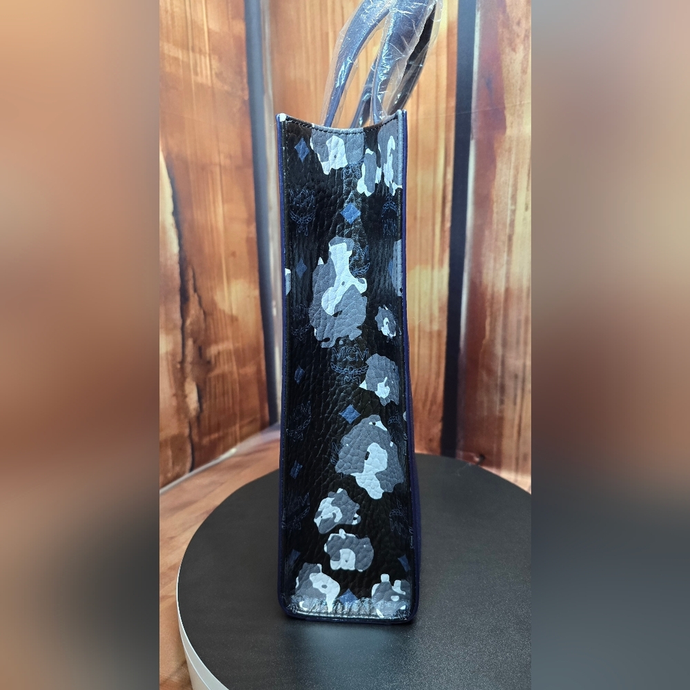 MCM Navy Blue Women's Tote Bag - Picture 4 of 12